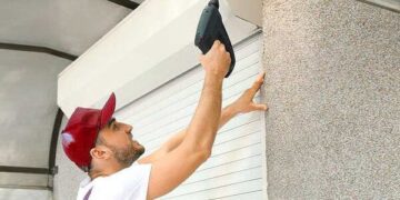 کرکره برقی و مشکلات آن: راهنمای کامل برای انتخاب و نگهداری