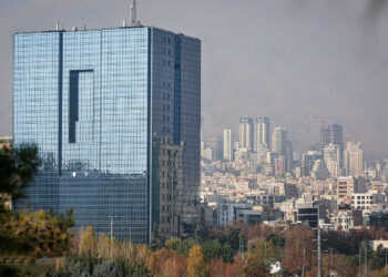 فرزین رفتنی شد؟/۵ گزینه برای جانشینی فرزین معرفی شدند