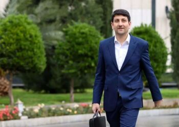 ببینید | وزیر ارتباطات: من بدون هیچ لابی و سفارشی بعنوان وزیر انتخاب شدم