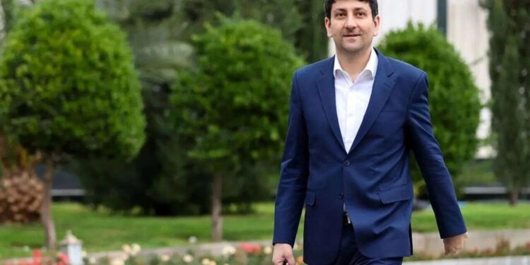 ببینید | وزیر ارتباطات: من بدون هیچ لابی و سفارشی بعنوان وزیر انتخاب شدم