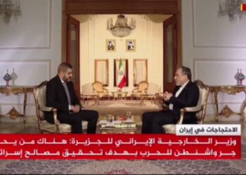 عراقچی: امیدواریم آمریکا گزینه خردمندانه را انتخاب کند؛ با اینحال ما برای جنگ، برای دیپلماسی، برای گزینه‌های اقتصادی آماده‌ایم