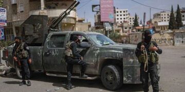 وال استریت ژورنال: ایالات متحده در حال بررسی خروج کامل نیروهایش از سوریه است