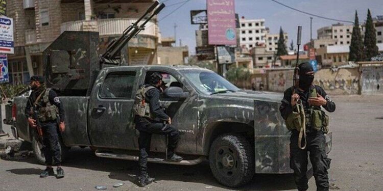 وال استریت ژورنال: ایالات متحده در حال بررسی خروج کامل نیروهایش از سوریه است