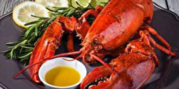 عرضه خرچنگ‌، هشت‌پا و صدف‌ در برخی رستوران‌ها /تبلیغ برای حرام‌های گران‌قیمت