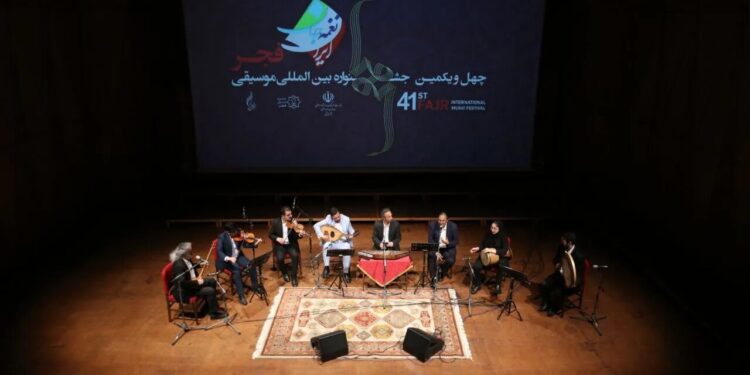 معیشت هنرمندان موسیقی در خطر است/ضرورت توجه هر چه بیشتر به موسیقی نواحی