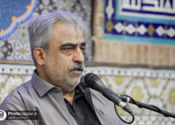 ببینید | توصیه کارشناس شبکه افق؛ ساخت بمب اتمی تاکتیکی توسط ایران و حمله به مراکز نظامی