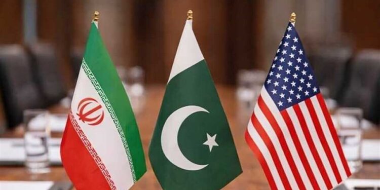 گفتوگو های ایران و آمریکا با میانجی گری پاکستان ادامه دارد