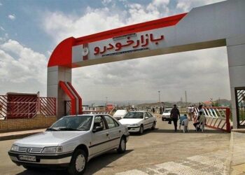 لرزه قیمت‌ها در بازار خودرو با تفاهم ایران و آمریکا/ این خودرو داخلی ۱۸۵ میلیون تومان ارزان شد + جدول