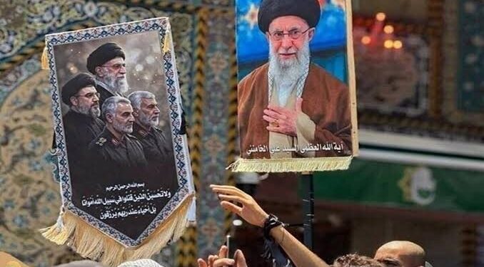 ببینید | سوگواری عراقی‌ها در حرم حضرت عباس (ع) همزمان با تشییع پیکر رهبر شهید انقلاب