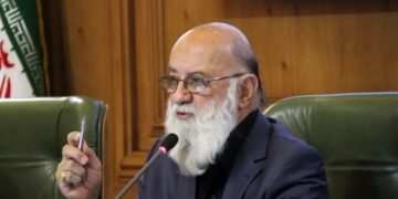 چمران: حریم تهران هنوز به نتیجه نرسیده / ظرفیت حمل‌ونقل عمومی برای روزهای ابتدایی مهر به کار گرفته می‌شود